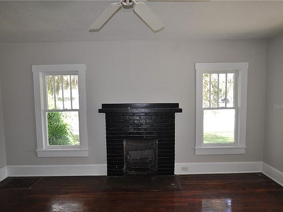 5th image of 402 W Cherry St