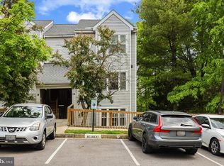 16 Deer Run Ct UNIT 16B, Baltimore, MD 21227