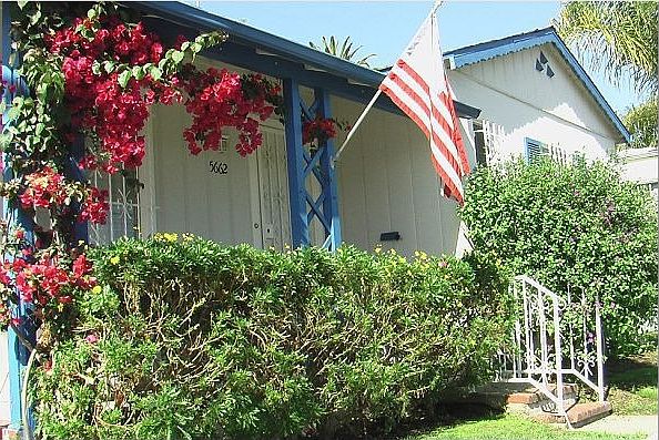 5662 Pickford - Front