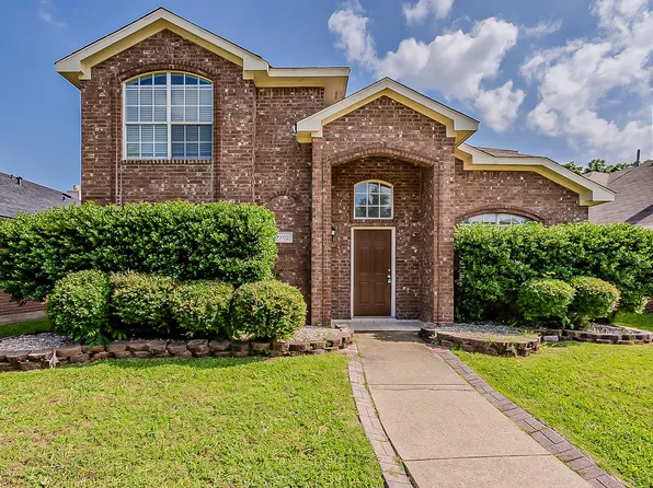 7702 Harbor Dr, Rowlett, TX 75088
