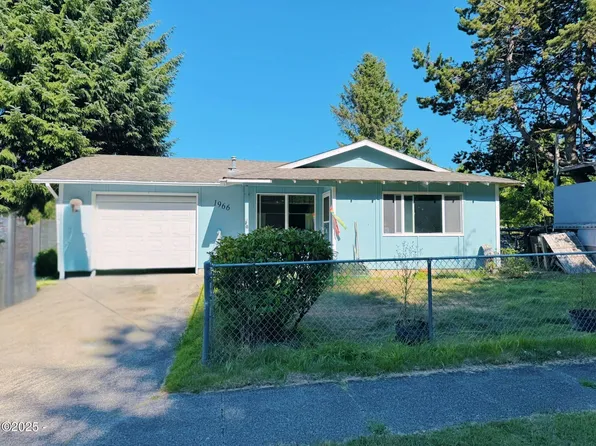 1966 SW Galley Ct, Lincoln City, OR 97367