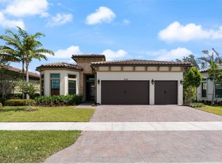 8150 Acadia Ct, Pompano Beach, FL 33067