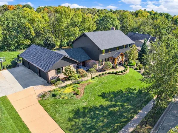 1586 Mason Knoll Rd, Saint Louis, MO 63131