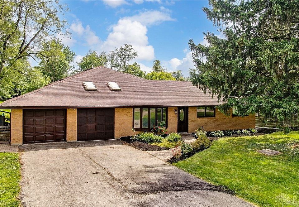 1566 E Social Row Rd, Dayton, OH 45458 Zillow