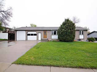 908 Beech St, Gillette, WY 82716