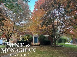 1384 Berkshire Rd, Grosse Pointe Park, MI 48230