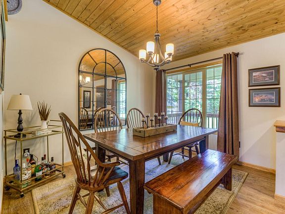 4th image of 25168 Typo Creek Dr NE
