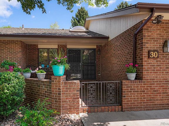 3rd image of 2615 Oak Drive #30