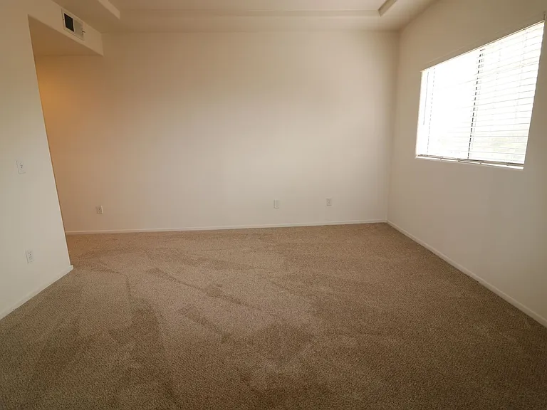 4455 Hazeltine Ave #207 — Photo 13