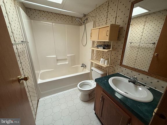 3rd image of 125 Tuckerton Rd Lot 208
