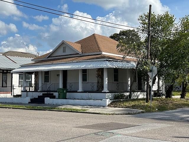 1st image of 2301 E 4th Ave