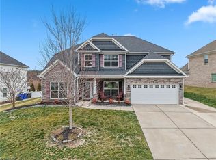 1011 Lavender Ln, Kernersville, NC 27284