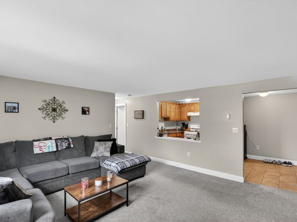 17 Anderson Ave #F