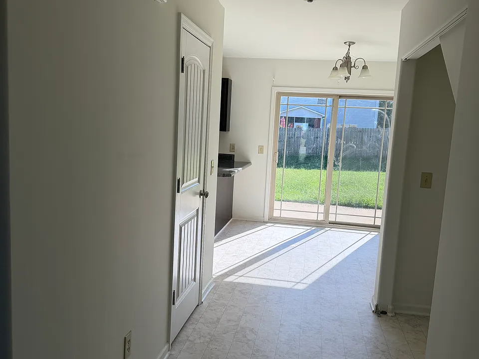 9 Dunbrook Dr