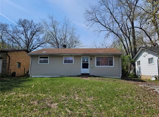 10117 Royal Dr, Saint Louis, MO 63136