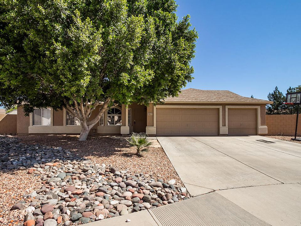 1st image of 837 N Lotus Cir