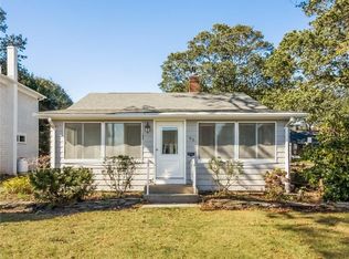 60 Buena Vista Dr, North Kingstown, RI 02852