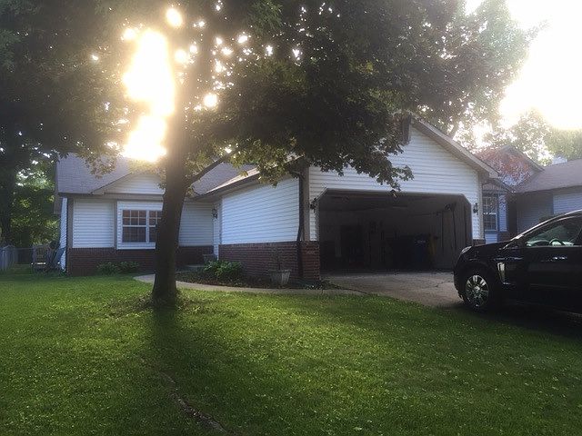 1st image of 9124 N Park Ave