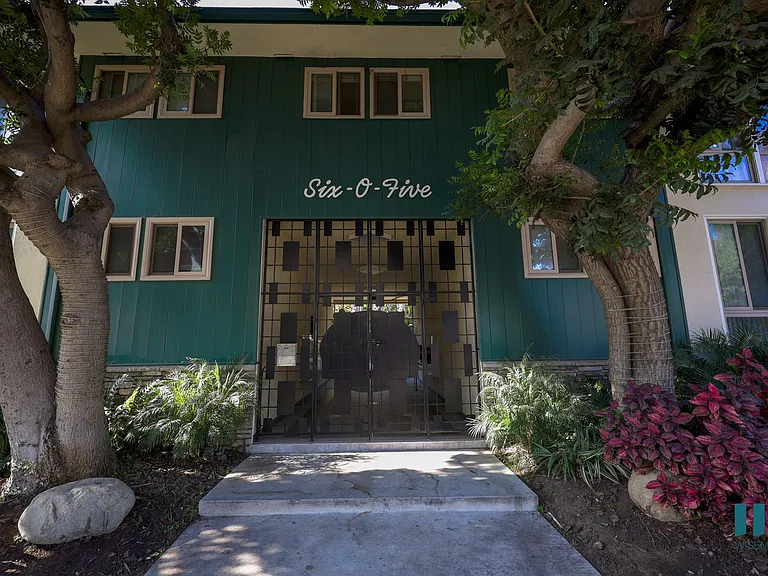 605 Barrington by Wiseman — Photo 42
