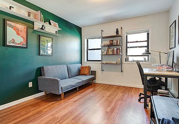 4th image of 13 Wolcott St APT 2