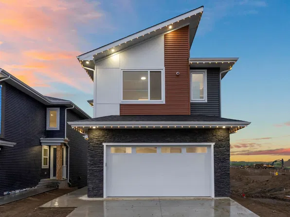 3305 Chickadee Dr NW, Edmonton, AB T5S 0K9