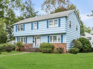 684 Gallows Hill Rd, Cranford, NJ 07016