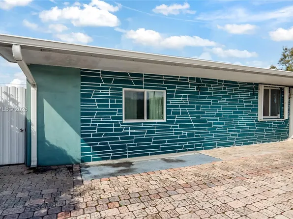 7861 Sheridan St, Hollywood, FL 33024