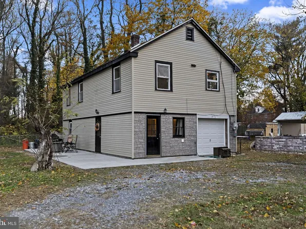 15 Miller 1/2 Ave, Penns Grove, NJ 08069