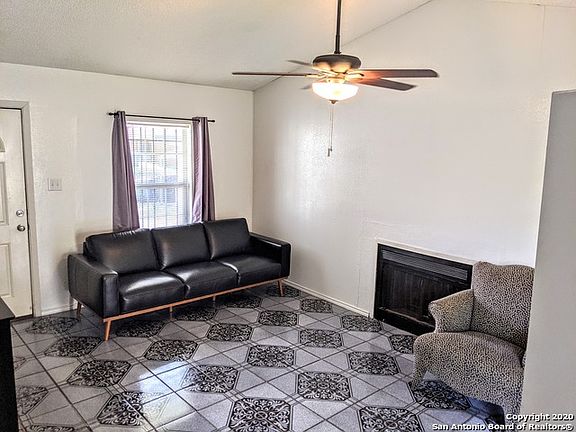 5th image of 4033 Sunrise Creek Dr