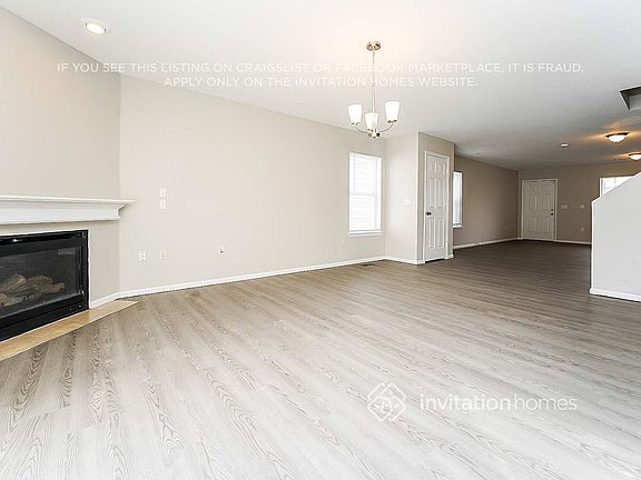 5th image of 20460 Randolph Pl