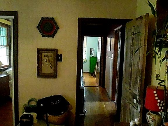 5th image of 623 Egania St