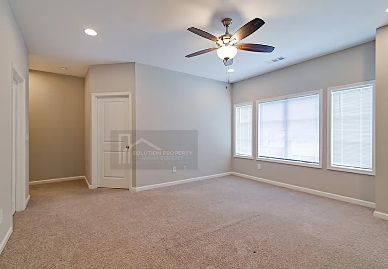 1963 Summit Trace Cir — Photo 12