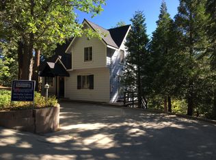 109 A Ln, Lake Arrowhead, CA 92352