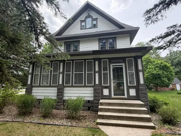 403 1st Ave, Madison, MN 56256