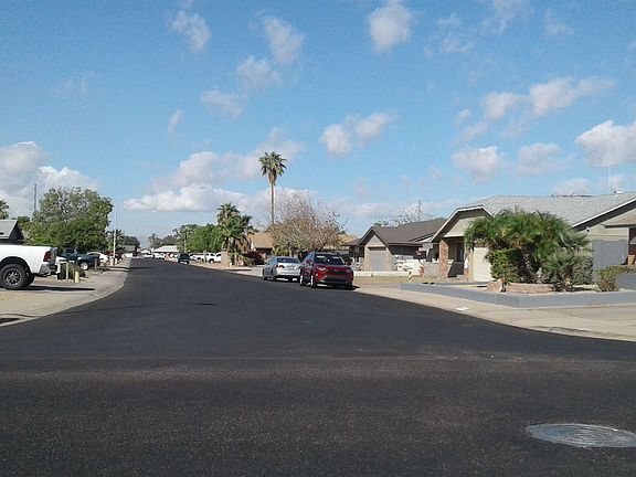 4th image of 6514 W Altadena Ave