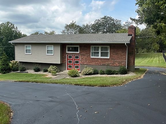 3rd image of 2771 Old Hill Rd