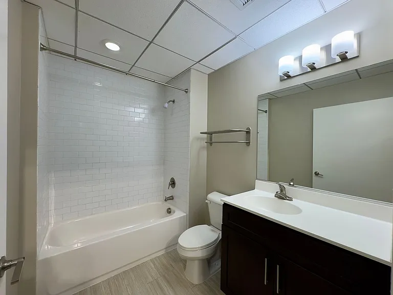 Charming 1 Bedroom/1 Bathroom Apartment Unit in Downtown Baltimore, MD! Unit 416 — Photo 109