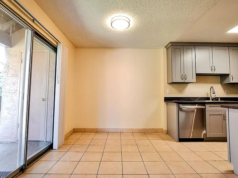 247 N Capitol Ave #243-7 — Photo 13