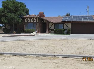 19824 Yucca Loma Rd, Apple Valley, CA 92307
