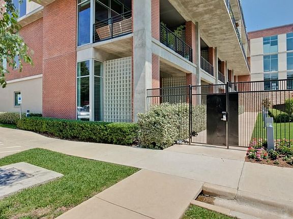 2nd image of 3030 Bryan St Suite 206