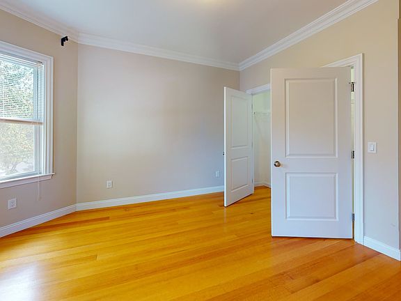 3rd image of 38 Berkeley St #3F