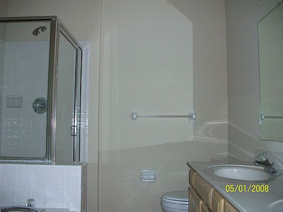 4th image of 415 Mikasa Dr