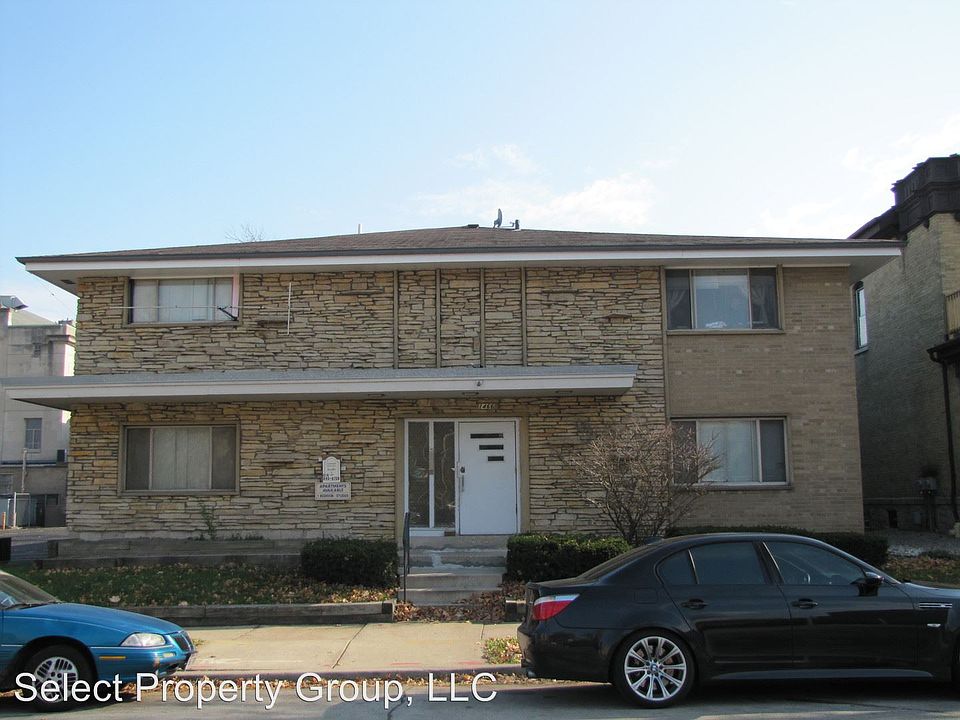 1st image of 1466 N Farwell Ave APT 09