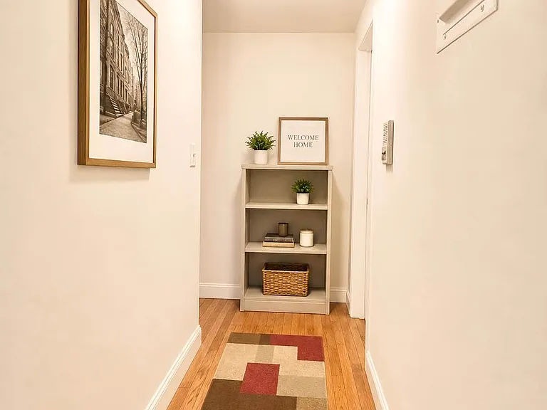 67 W 73rd St #4B — Photo 4