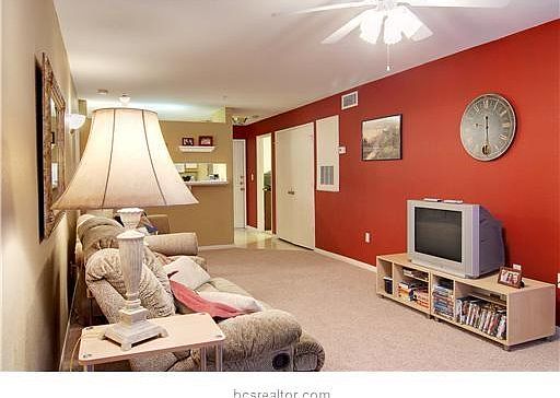 2nd image of 529 Southwest Pkwy APT 102