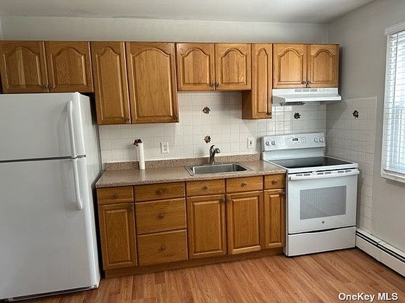2nd image of 178 Avenue B