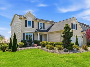 2243 Sun Valley Dr, Ann Arbor, MI 48108