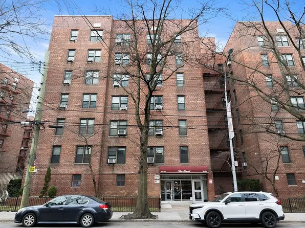 33-24 Junction Blvd #1-R, Queens, NY 11372