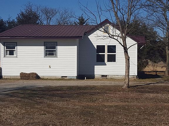 4th image of 1405 N East Ave