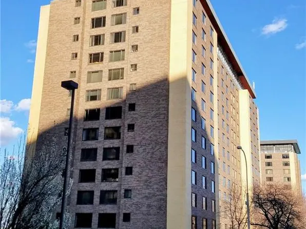 600 E 8th St APT 4A, Kansas City, MO 64106